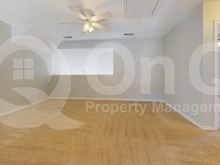 8109 Dock St — Photo 10