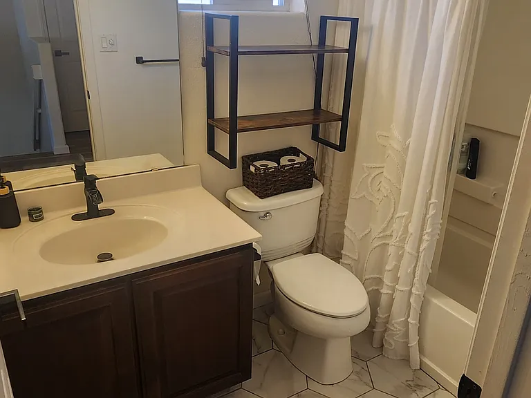 11631 Blue Ribbon Rd SE — Photo 5