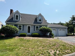 28 Old Orchard Way, Manchester, NH 03103