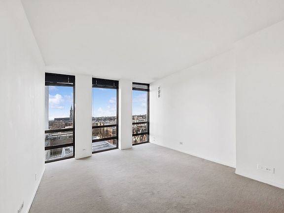 5th image of 1660 N Lasalle St #810