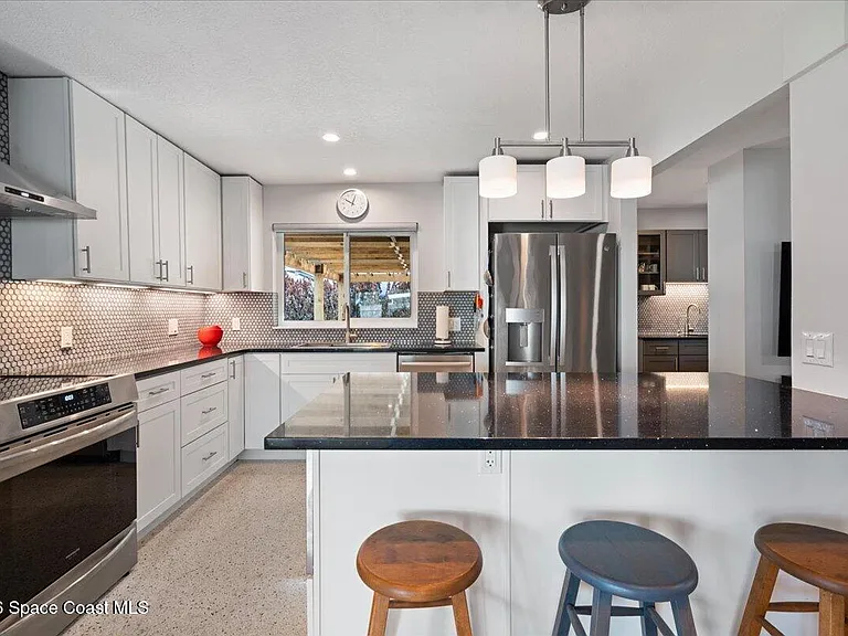 1738 Cadillac Cir N — Photo 13
