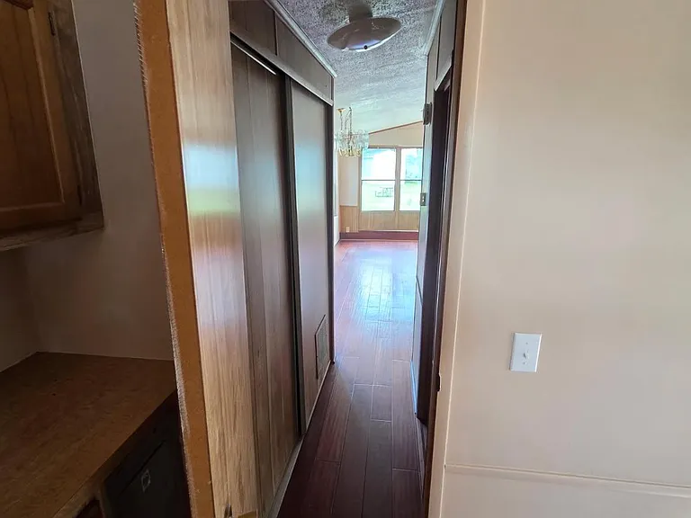 4001 W Silver Springs Blvd — Photo 3
