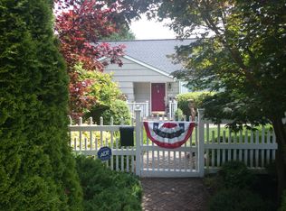 3616 36th Ave W, Seattle, WA 98199