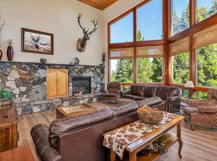 42389 Pinnacle Ln, Shaver Lake, CA 93664