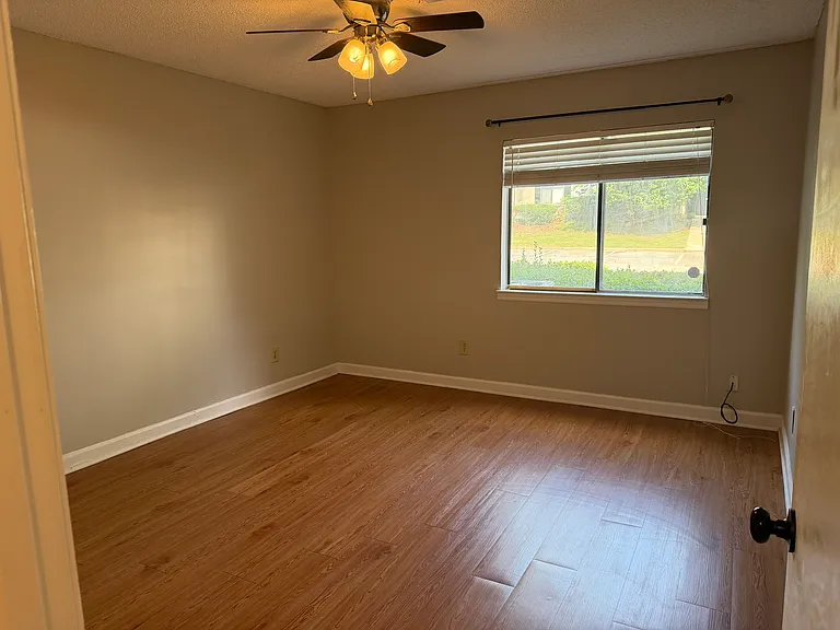 1502 Wingate Way — Photo 19