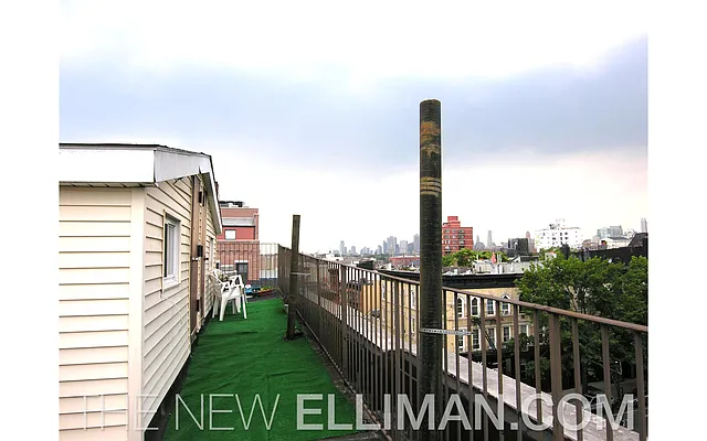 Sold by Douglas Elliman | media 10