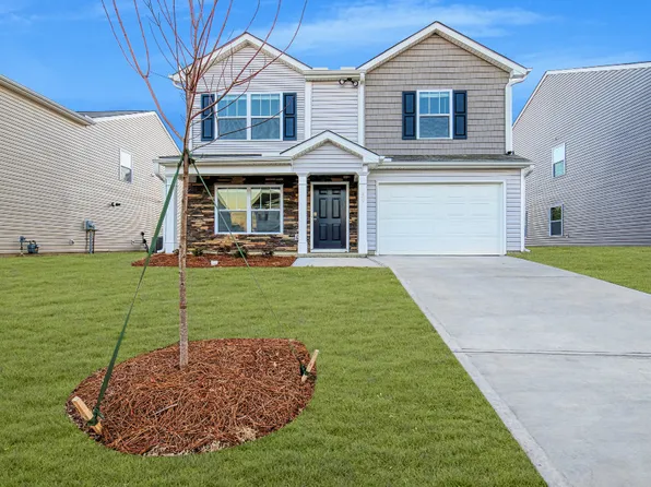 1047 20th Avenue Loop SE, Hickory, NC 28602