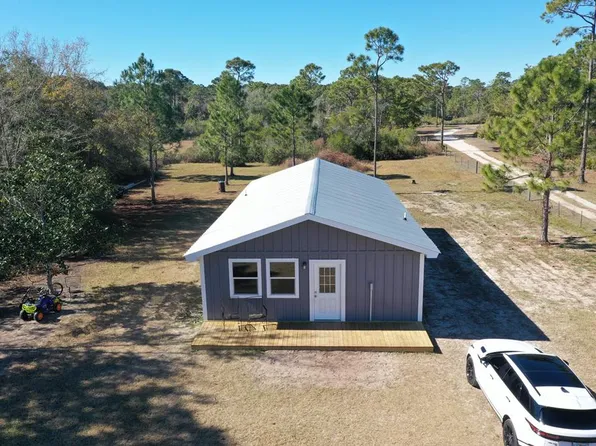 69 Shuler St, Eastpoint, FL 32328