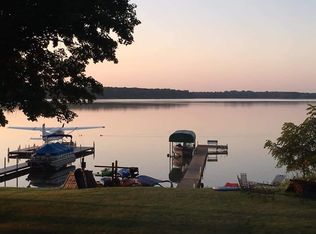 9835 Bonnie Glen Pkwy, Chisago City, MN 55013