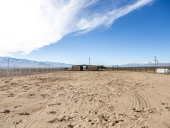 4th image of 1981 S Main St