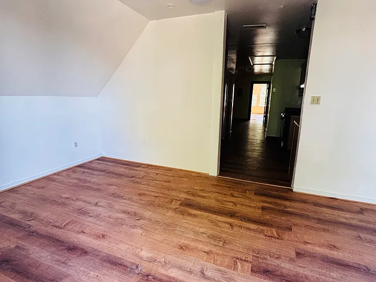 1311 Park Ave — Photo 3