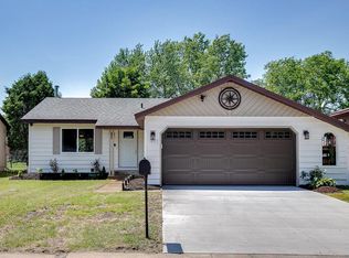 1493 Cumberland St, Saint Paul, MN 55117