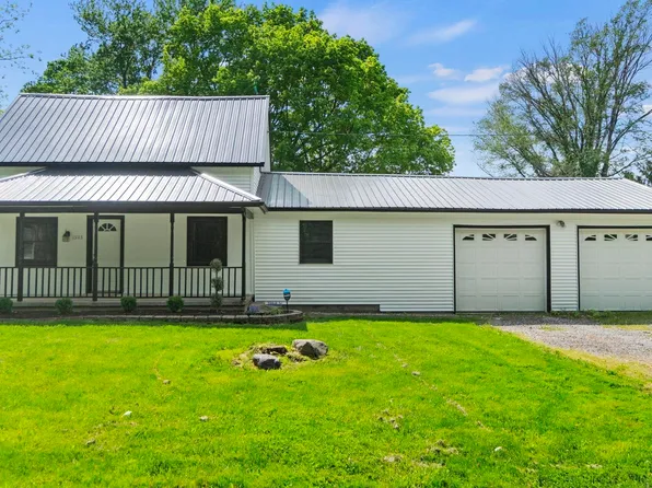 13113 Wappes Rd, Churubusco, IN 46723