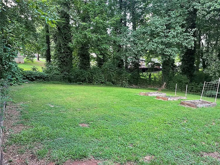 660 Monticello Dr SW — Photo 4