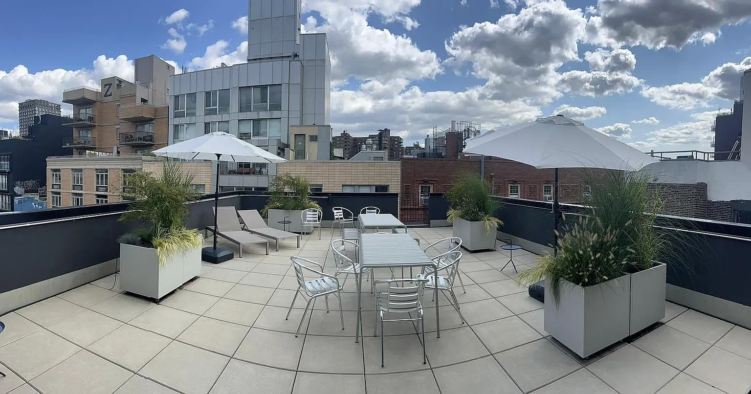 48 Allen Street — Photo 1
