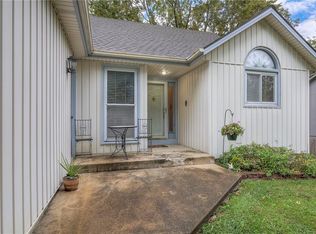 4751 Hayes Ave, Merriam, KS 66203
