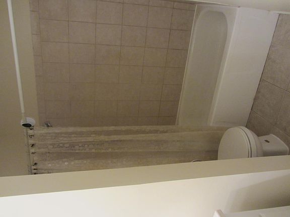 5th image of 6175 Knollwood Dr #102