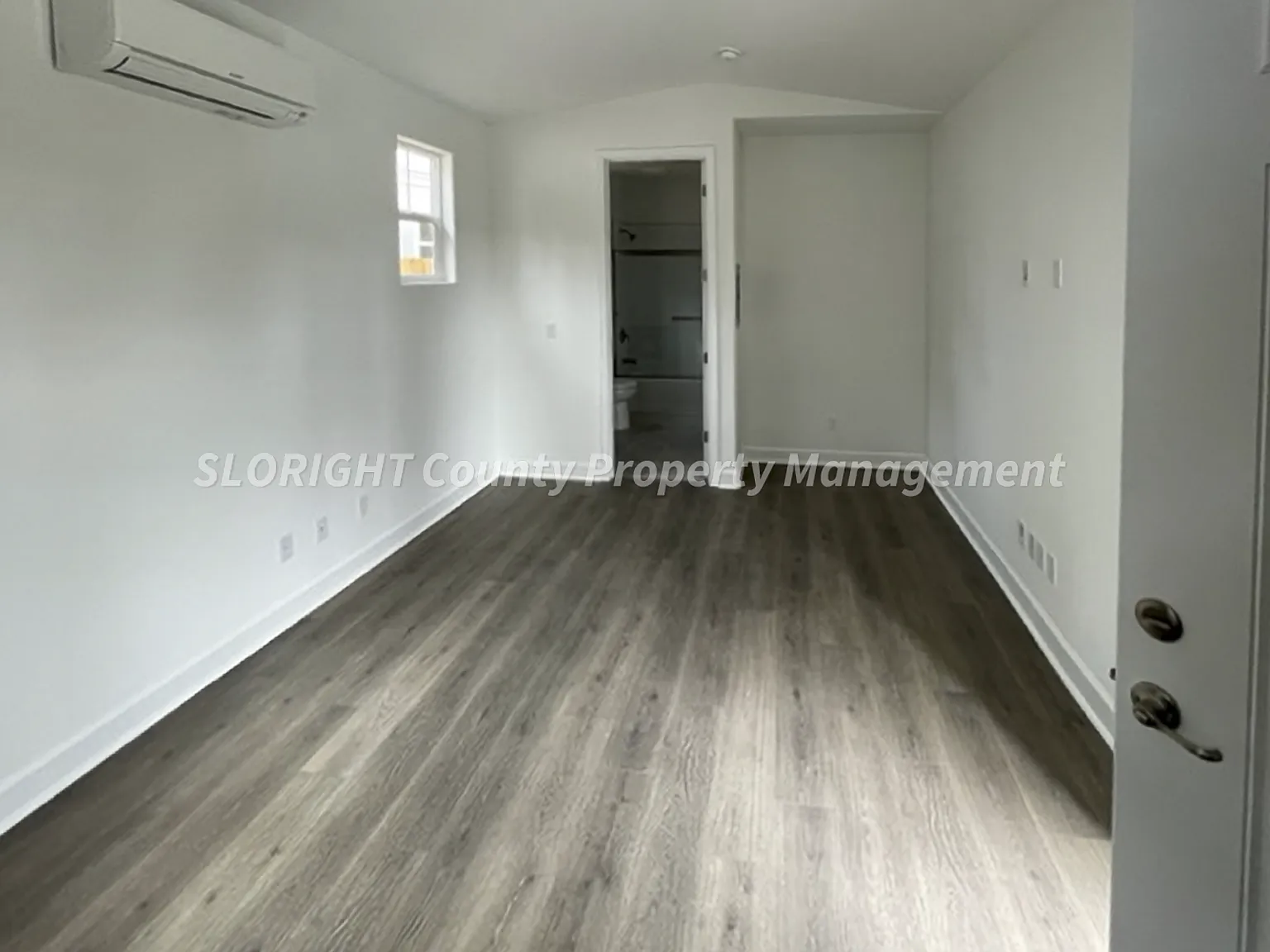 Studio, 1.0 bath, $1,500 — Photo 4