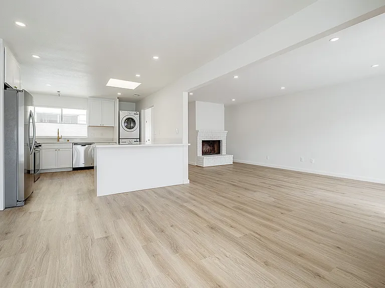 479 24th Ave #3 — Photo 2