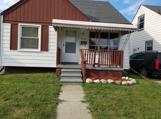674 Park Ave, Lincoln Park, MI 48146