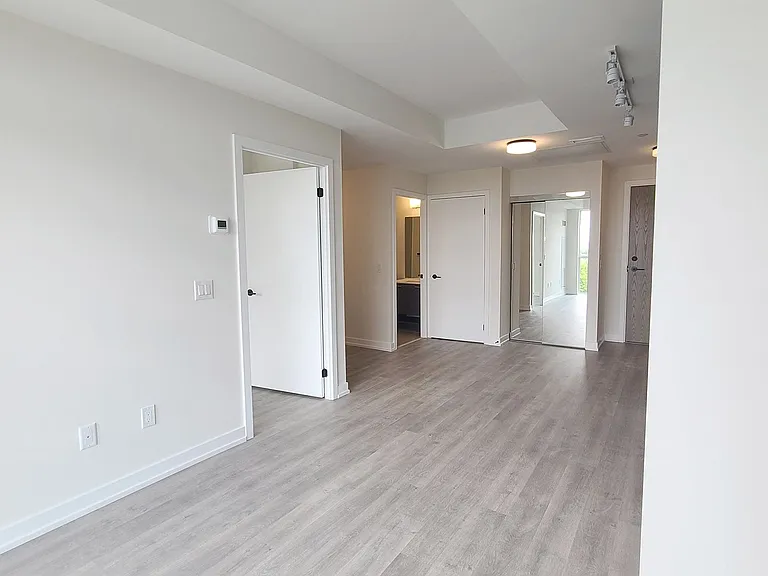 2300 Saint Clair Ave W #804 — Photo 13