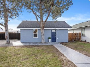 702 E 7th Ave, Kennewick, WA 99336