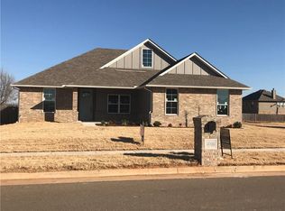 4000 St Augustine, Mustang, OK 73064