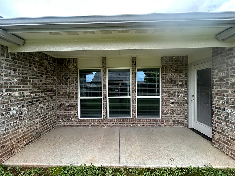 1502 E Utica Pl — Photo 43