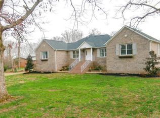 5496 Brooksview Rd, Lenoir City, TN 37772