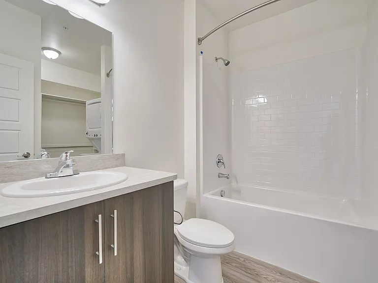 Eden Apartments — Photo 18