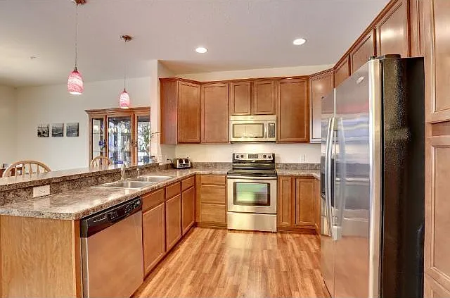 2 bed, 1656 sqft, $2,000 — Photo 1
