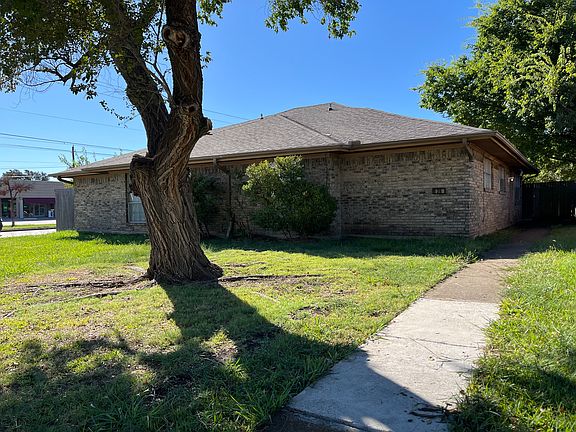 2nd image of 826 Skyline Dr #0