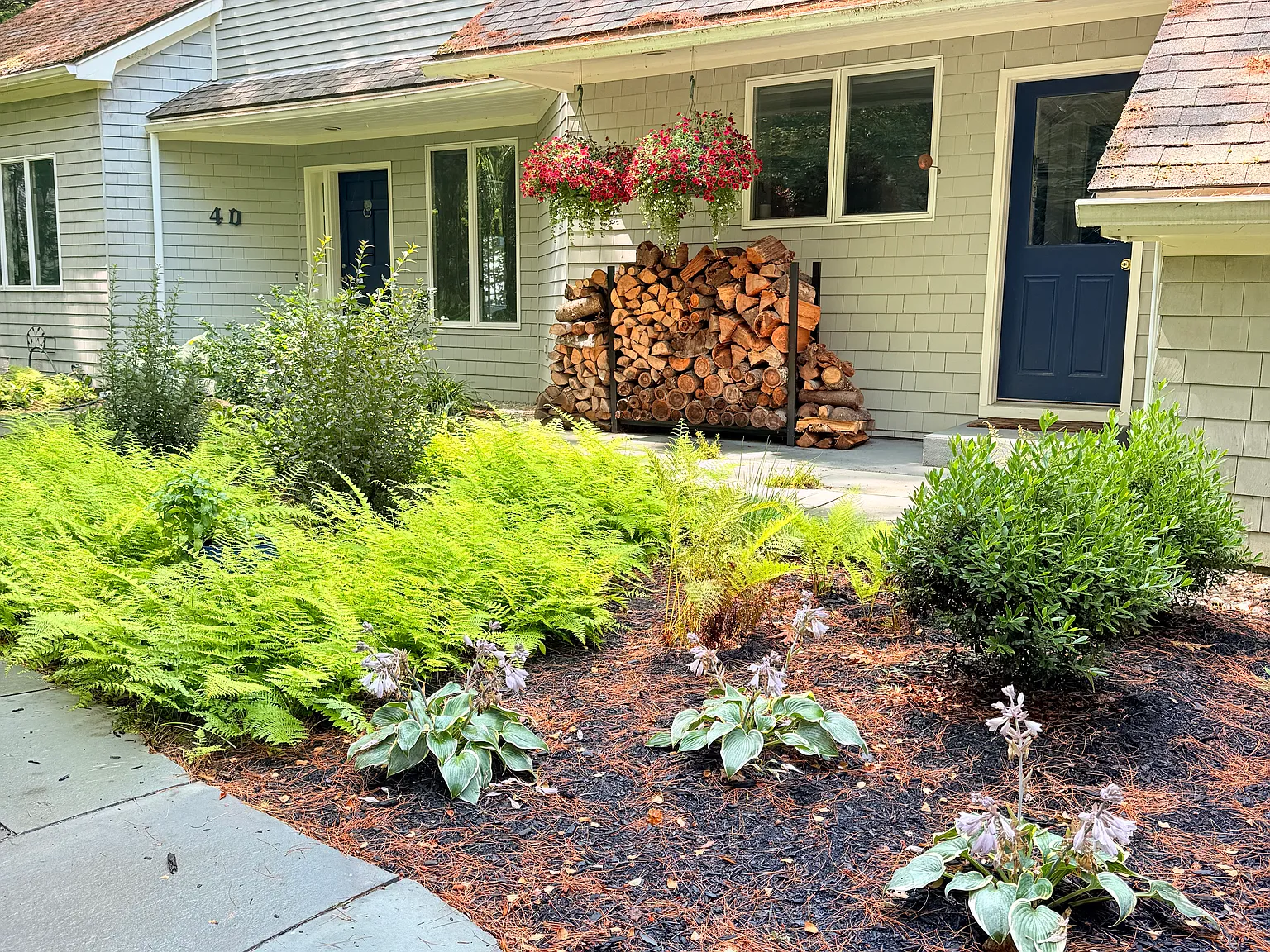 3 bed, 2.5 bath, 2272 sqft, $3,800 — Photo 1