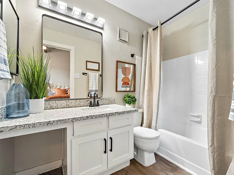 51 Ten Townhomes — Photo 18