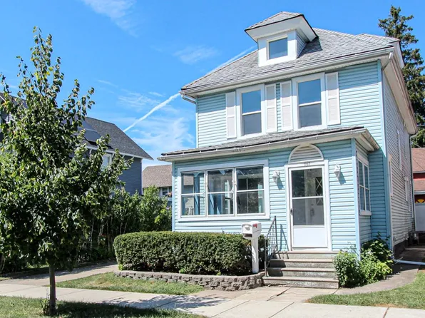 1107 Harrison St, La Porte, IN 46350