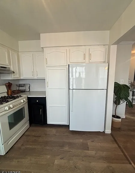 702 Pinehurst Ct #7 — Photo 10