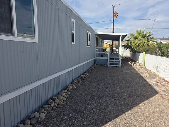 4th image of 1911 Granada Dr