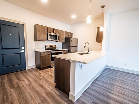 5th image of 2508 S Ave W #311