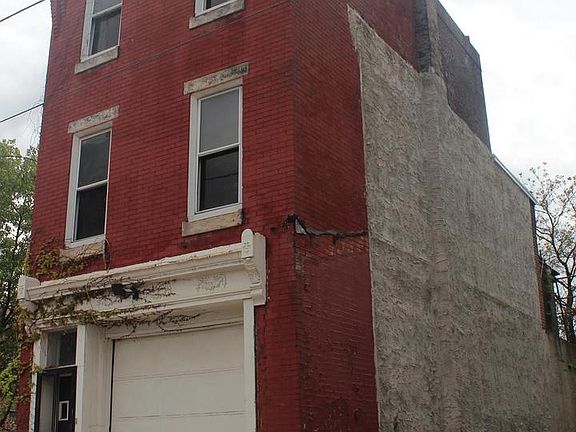 3rd image of 3228 N Sydenham St