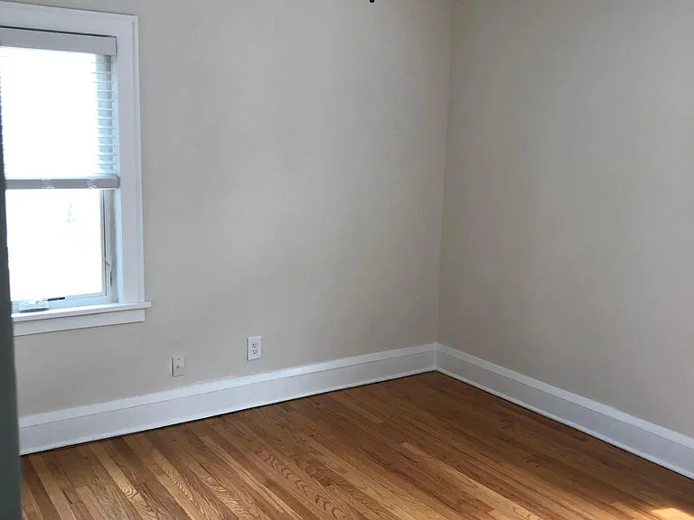 4513 Bryant Ave S #4 — Photo 9