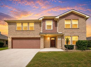 503 Angela Ln, Euless, TX 76039