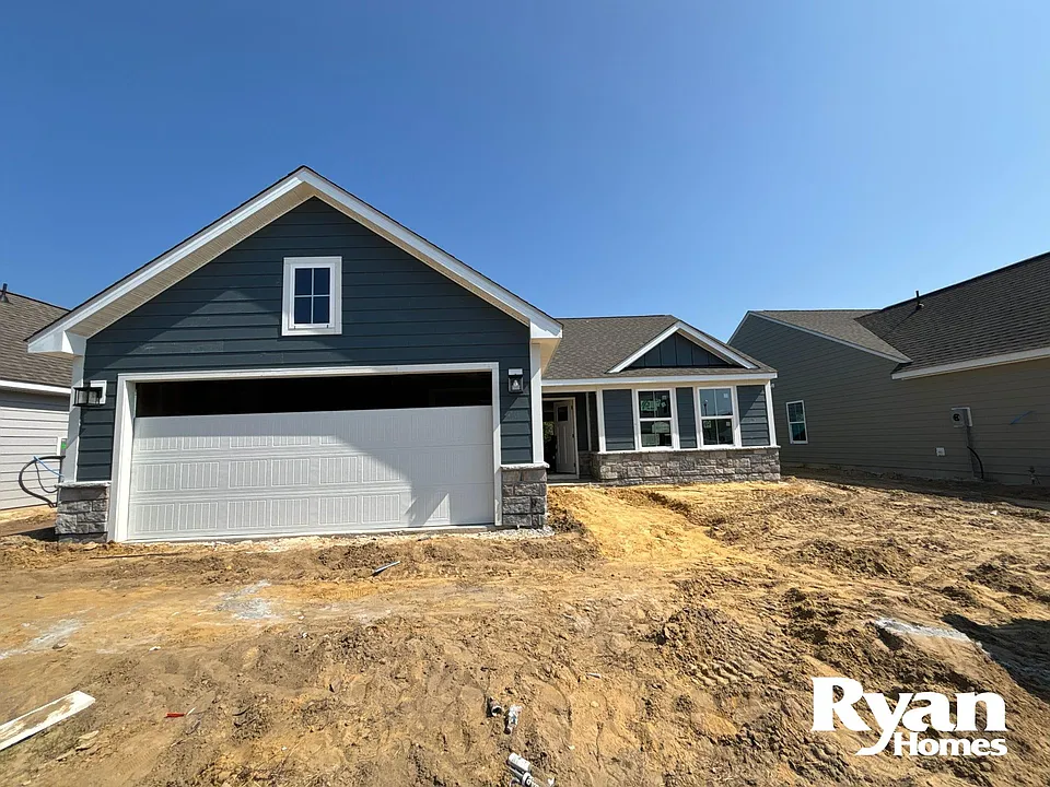 4193 Farmfield Dr