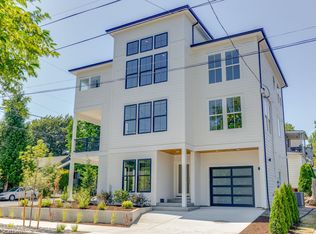 3675 SE 13th Ave UNIT A, Portland, OR 97202