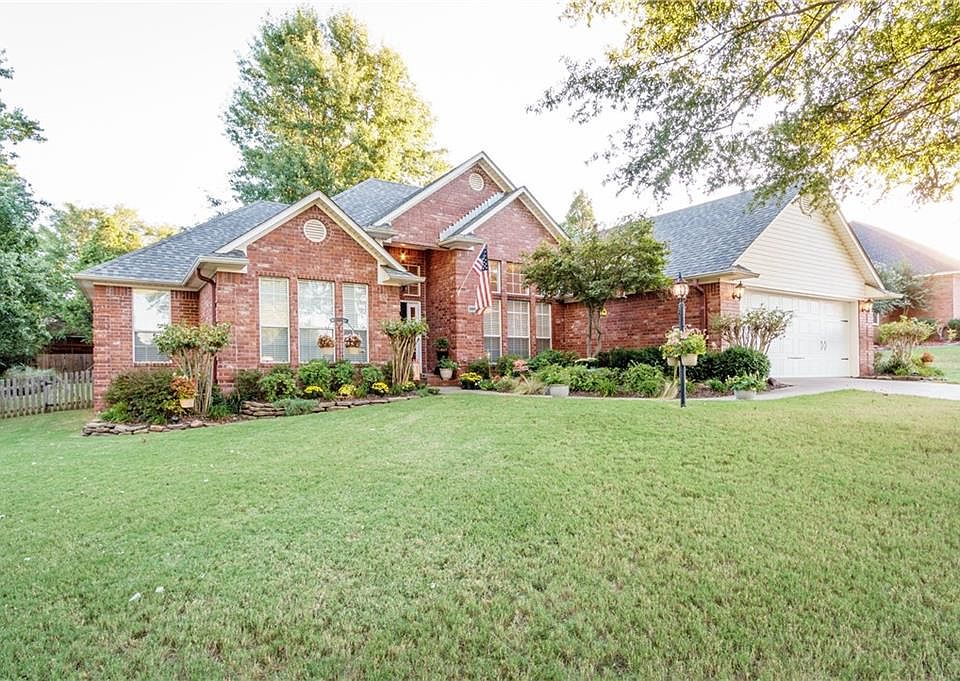 1st image of 1003 Winter Park Dr