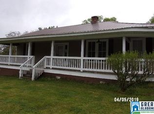 135 Mountain Side Ln, Sylacauga, AL 35151