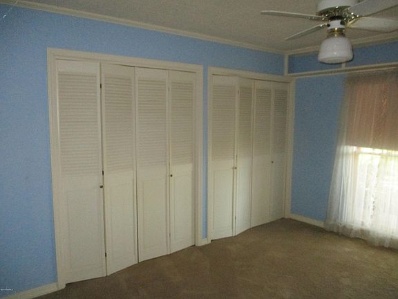 5th image of 1367 Denise St
