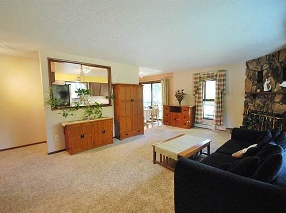 2nd image of 444 Sprucewood Rd