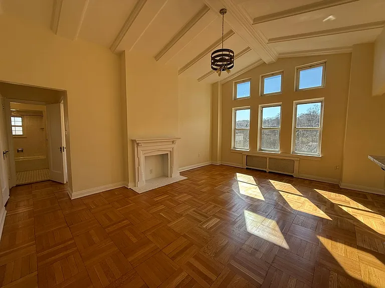 The Royal York Apartments — Photo 28