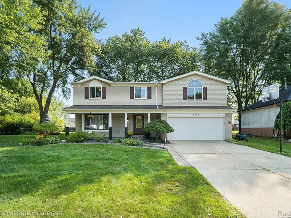 3714 Historic Dr, Troy, MI 48083