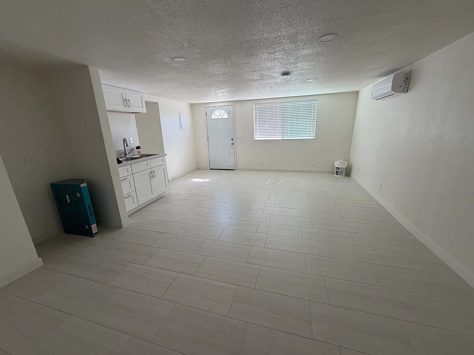9420 Emerald Grove Ave — Photo 1